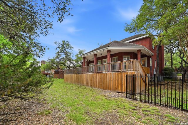 15 Villa Verde, San Antonio, TX 78230