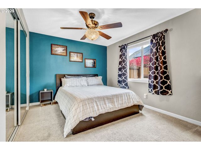 2017 Sw 2ND Ct, Gresham, OR 97080