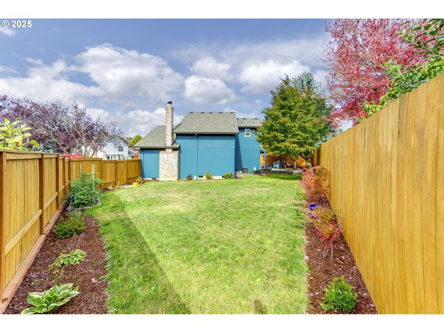 2017 Sw 2ND Ct, Gresham, OR 97080