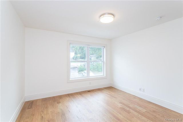 121 Fisher Avenue 5, White Plains, NY 10606