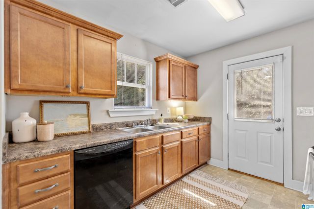 293 ROSSBURG DRIVE, Calera, AL 35040