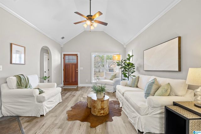 293 ROSSBURG DRIVE, Calera, AL 35040