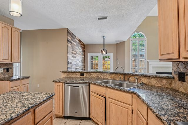 2225 Kings Forest Lane, Flower Mound, TX 75028