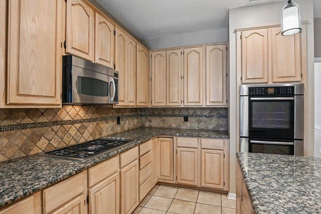 2225 Kings Forest Lane, Flower Mound, TX 75028