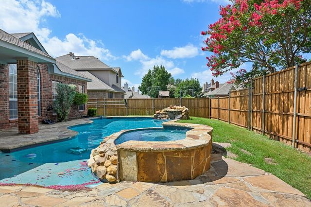 2225 Kings Forest Lane, Flower Mound, TX 75028