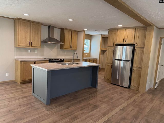 115 Ash Hill Drive, Eutawville, SC 29048