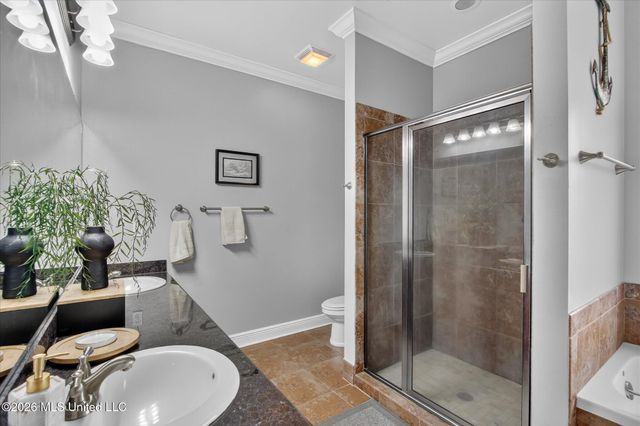 2109 Eva Avenue, Ocean Springs, MS 39564