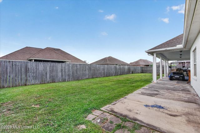 2109 Eva Avenue, Ocean Springs, MS 39564