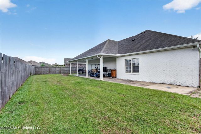 2109 Eva Avenue, Ocean Springs, MS 39564
