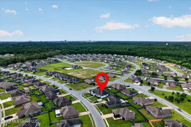 2109 Eva Avenue, Ocean Springs, MS 39564