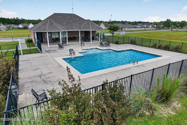2109 Eva Avenue, Ocean Springs, MS 39564