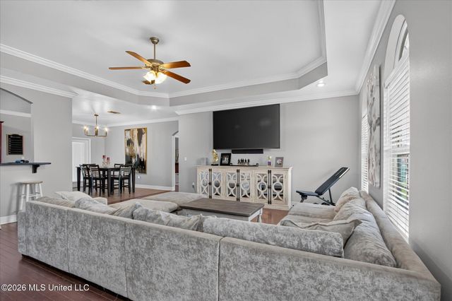 2109 Eva Avenue, Ocean Springs, MS 39564