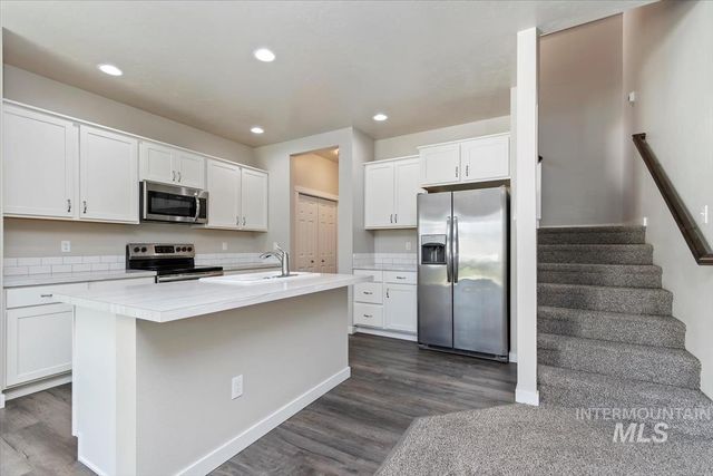 4653 W Silver River St, Meridian, ID 83646