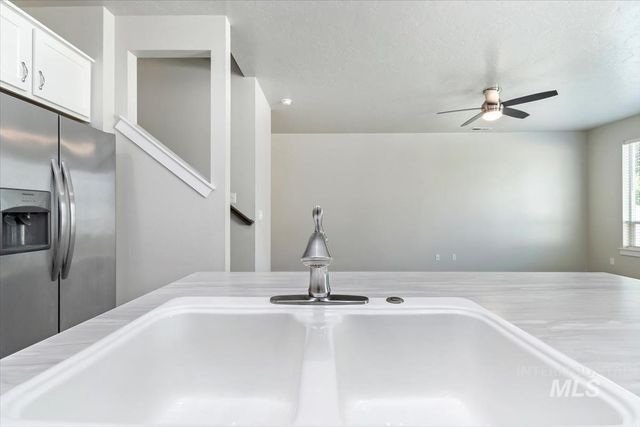 4653 W Silver River St, Meridian, ID 83646