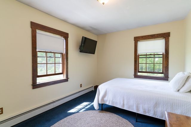 147 Oakham Rd, North Brookfield, MA 01535