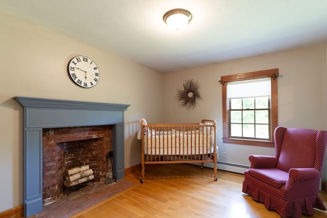 147 Oakham Rd, North Brookfield, MA 01535