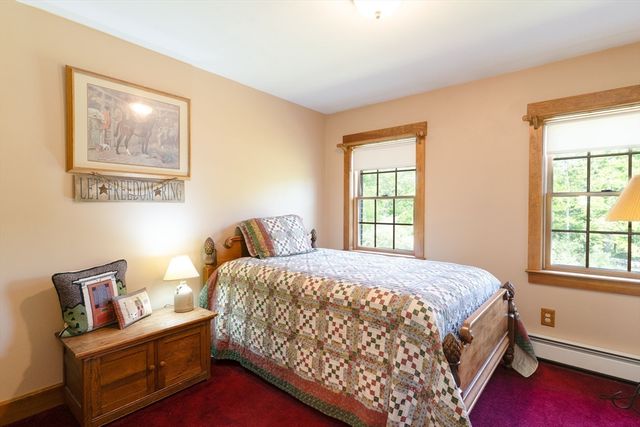 147 Oakham Rd, North Brookfield, MA 01535