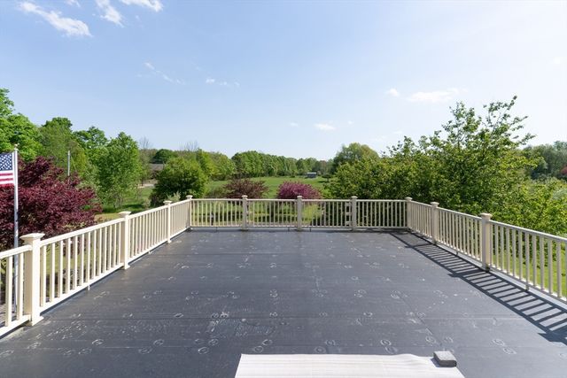 147 Oakham Rd, North Brookfield, MA 01535