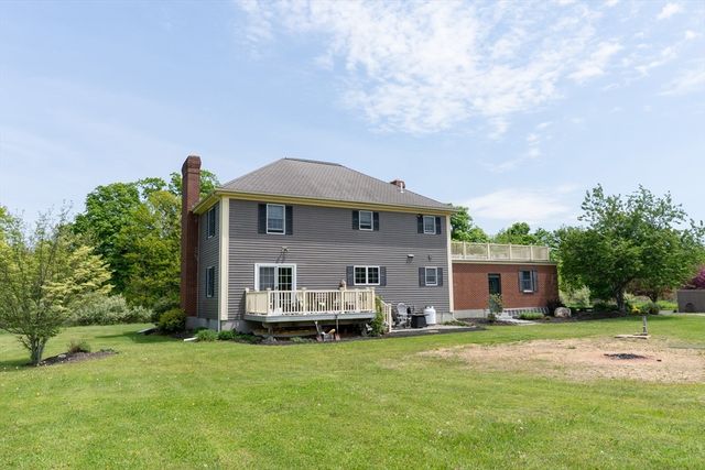 147 Oakham Rd, North Brookfield, MA 01535
