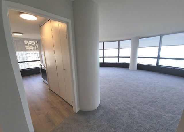 5415 N SHERIDAN Road 2806, Chicago, IL 60640