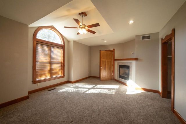 246 E 5th Street, Westfield, WI 53964