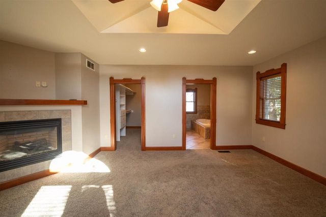 246 E 5th Street, Westfield, WI 53964