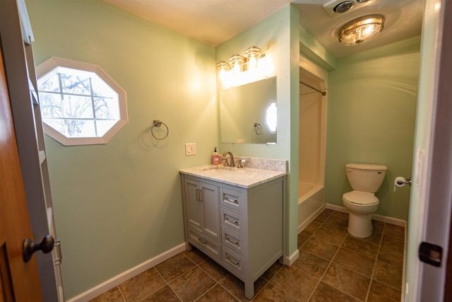 246 E 5th Street, Westfield, WI 53964