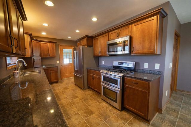 246 E 5th Street, Westfield, WI 53964