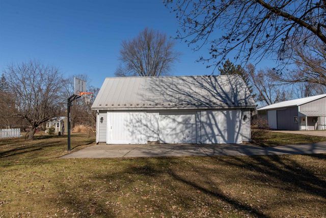 246 E 5th Street, Westfield, WI 53964