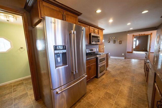 246 E 5th Street, Westfield, WI 53964