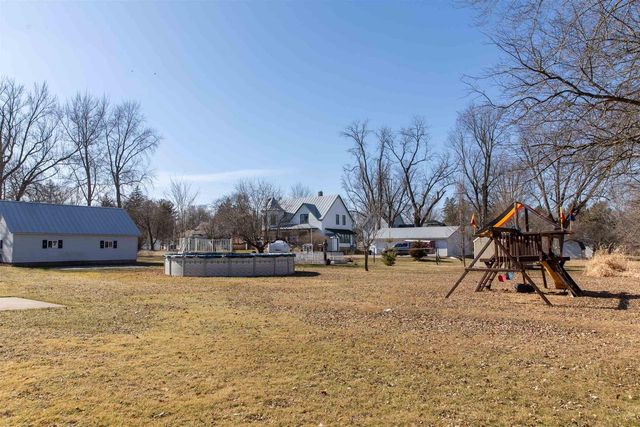 246 E 5th Street, Westfield, WI 53964