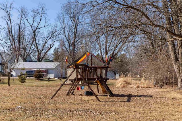 246 E 5th Street, Westfield, WI 53964