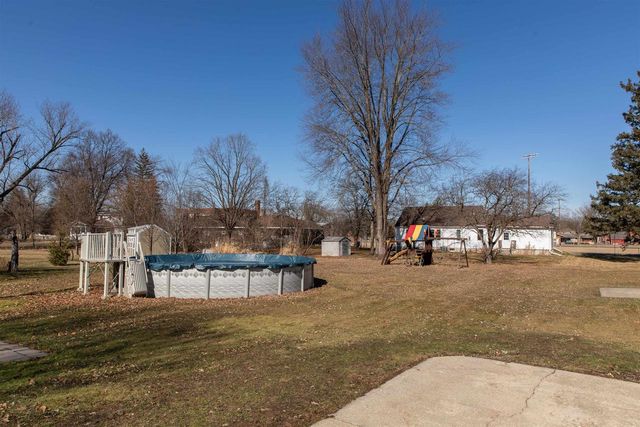 246 E 5th Street, Westfield, WI 53964