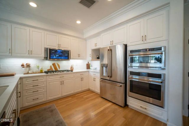 2802 Golf Villa Way, Camarillo, CA 93010