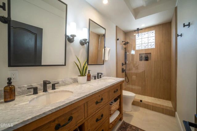 2802 Golf Villa Way, Camarillo, CA 93010