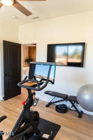 2802 Golf Villa Way, Camarillo, CA 93010
