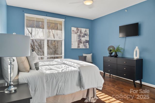 405 W 7th Street 300, Charlotte, NC 28202