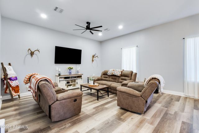 3919 La-35, Kaplan, LA 70548