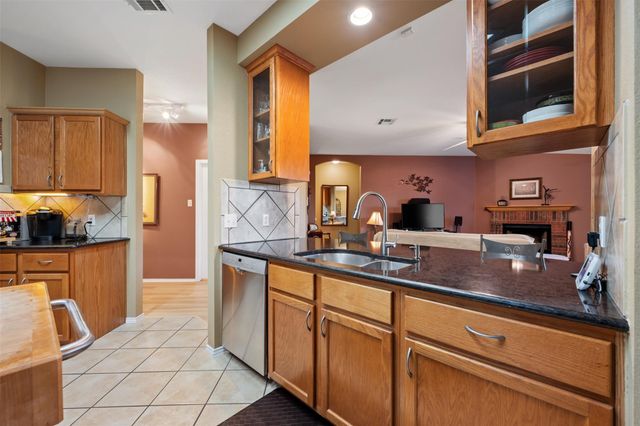 1301 Four Cabin CT, Round Rock, TX 78665