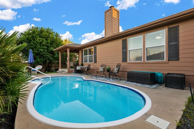 1301 Four Cabin CT, Round Rock, TX 78665