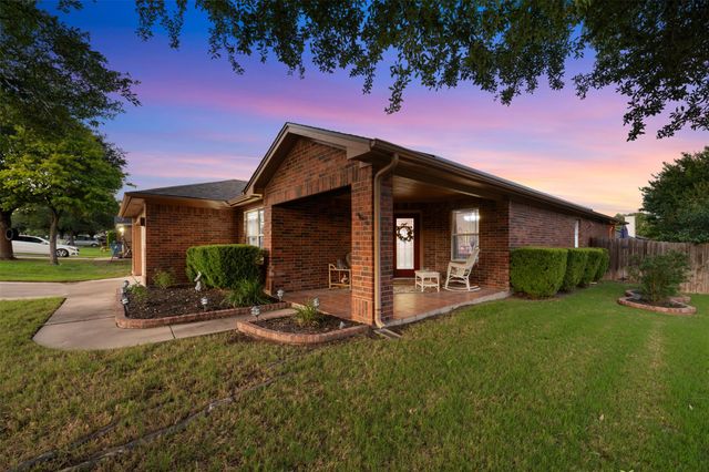 1301 Four Cabin CT, Round Rock, TX 78665