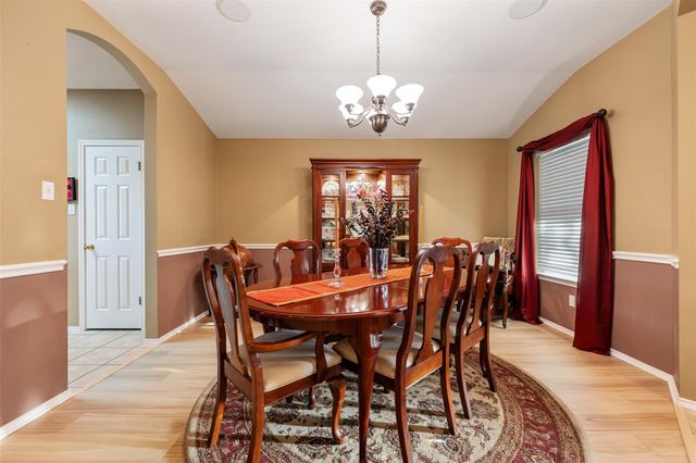 1301 Four Cabin CT, Round Rock, TX 78665