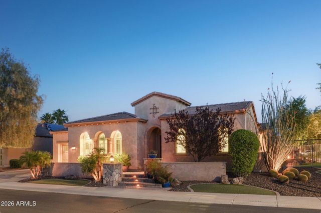 12971 W FOSSIL Drive, Peoria, AZ 85383