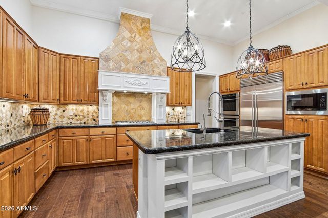 12971 W FOSSIL Drive, Peoria, AZ 85383