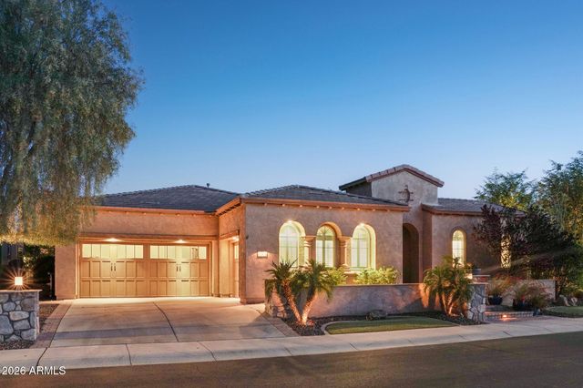 12971 W FOSSIL Drive, Peoria, AZ 85383