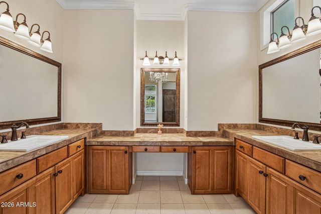 12971 W FOSSIL Drive, Peoria, AZ 85383