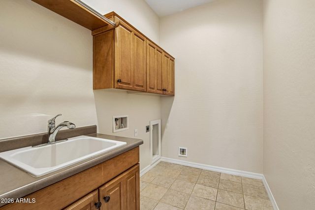 12971 W FOSSIL Drive, Peoria, AZ 85383