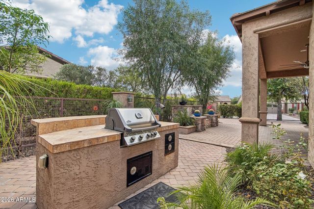 12971 W FOSSIL Drive, Peoria, AZ 85383