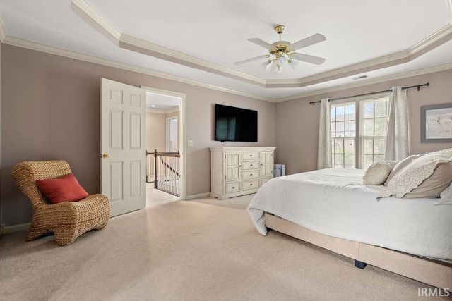 3022 Southern Trace Drive, Newburgh, IN 47630
