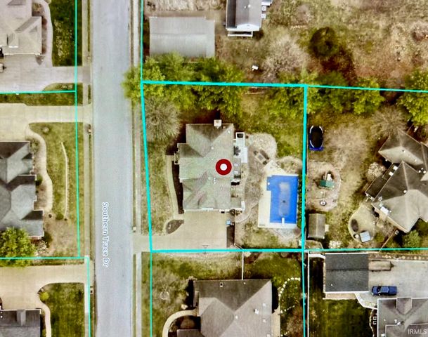 3022 Southern Trace Drive, Newburgh, IN 47630